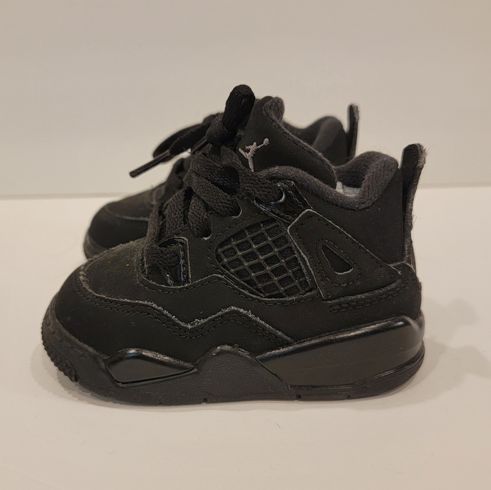 Jordan 4 Retro Black Cat (2020) (TD) black cats size 4 sneakers
